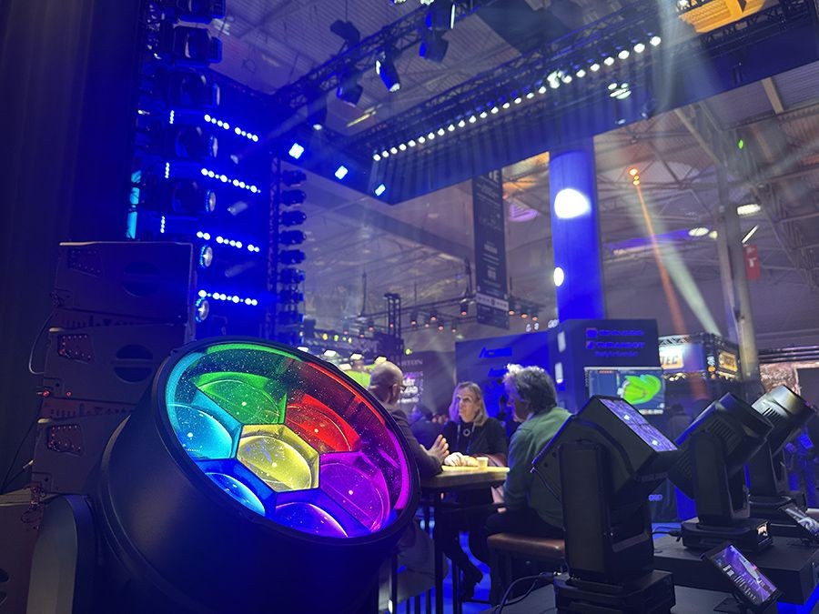 ACME彩色舞臺(tái)燈